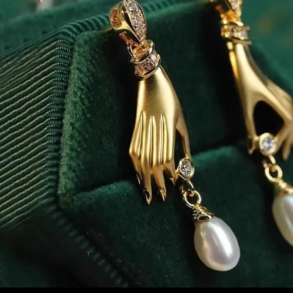 Victorian Golden Hand Baroque Pearl Drop Earrings - Picture 5 of 8